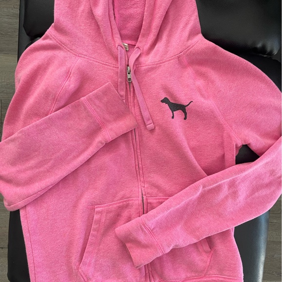 ⬇️PRICE DROP⬇️ 
VICTORIA SECRET HOODIE/ small - Picture 5 of 5